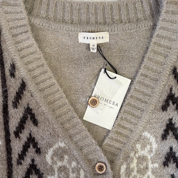 Oat Loop Abstract Print Cardigan - Picture 7 of 11